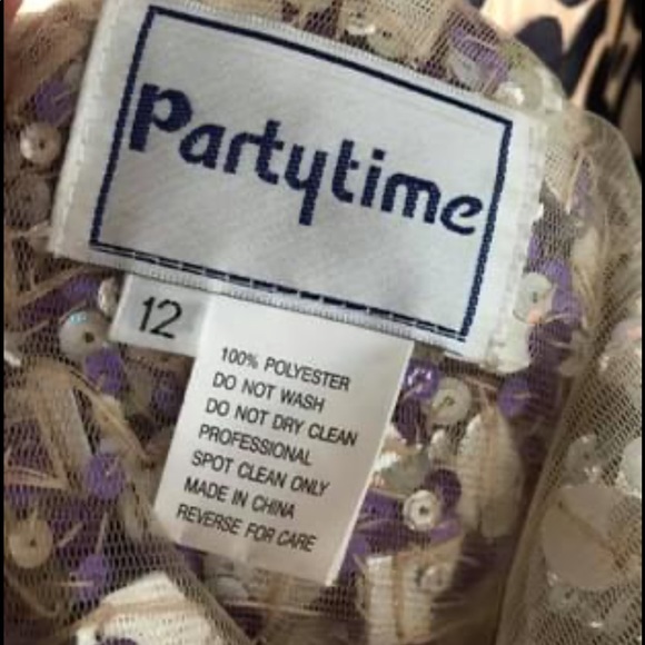 Dress - Picture 3 of 4